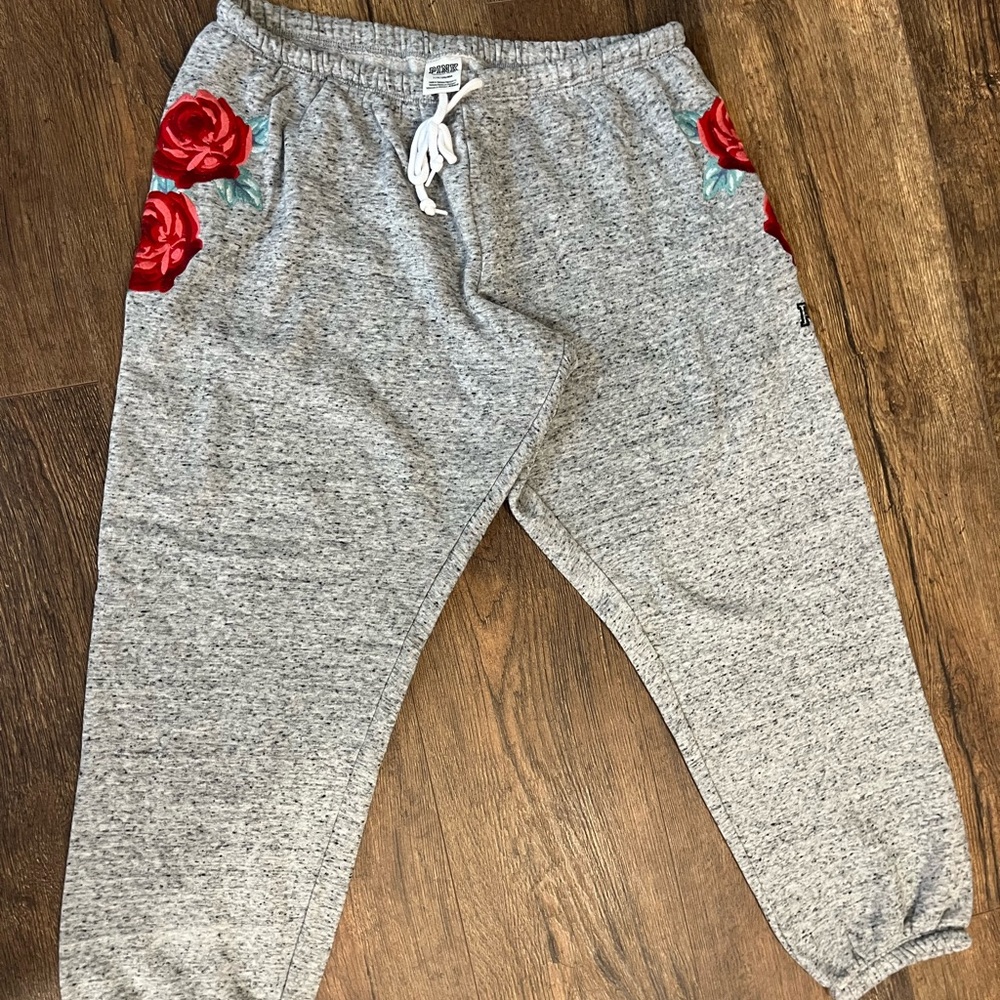 Gray Embroidered Rose Joggers by PINK